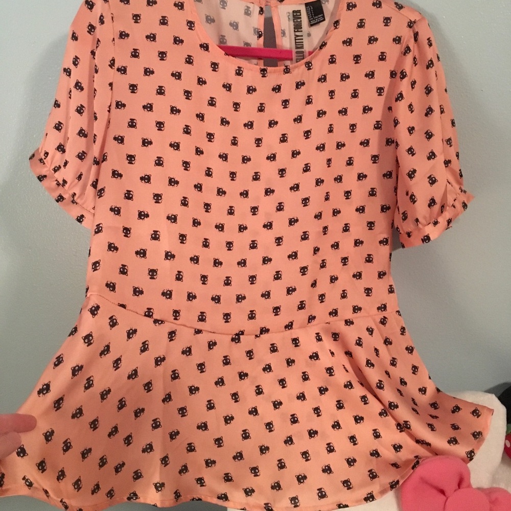 Hello kitty pink top Forever 21 Chococat shirt